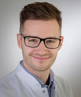 Porträt Dr. Maximilian Hinz